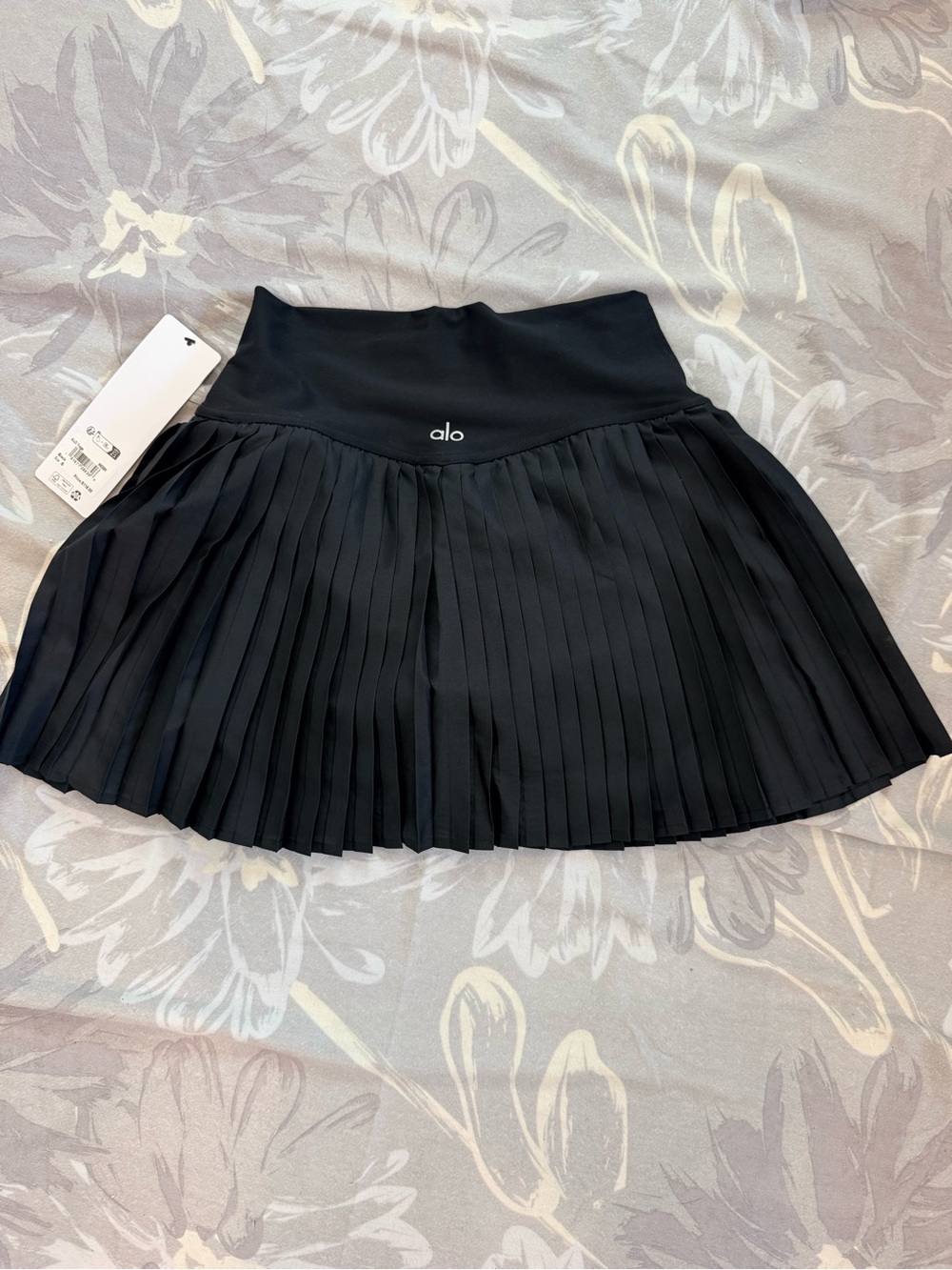 ALO Yoga Black Pleated Skater Skirt